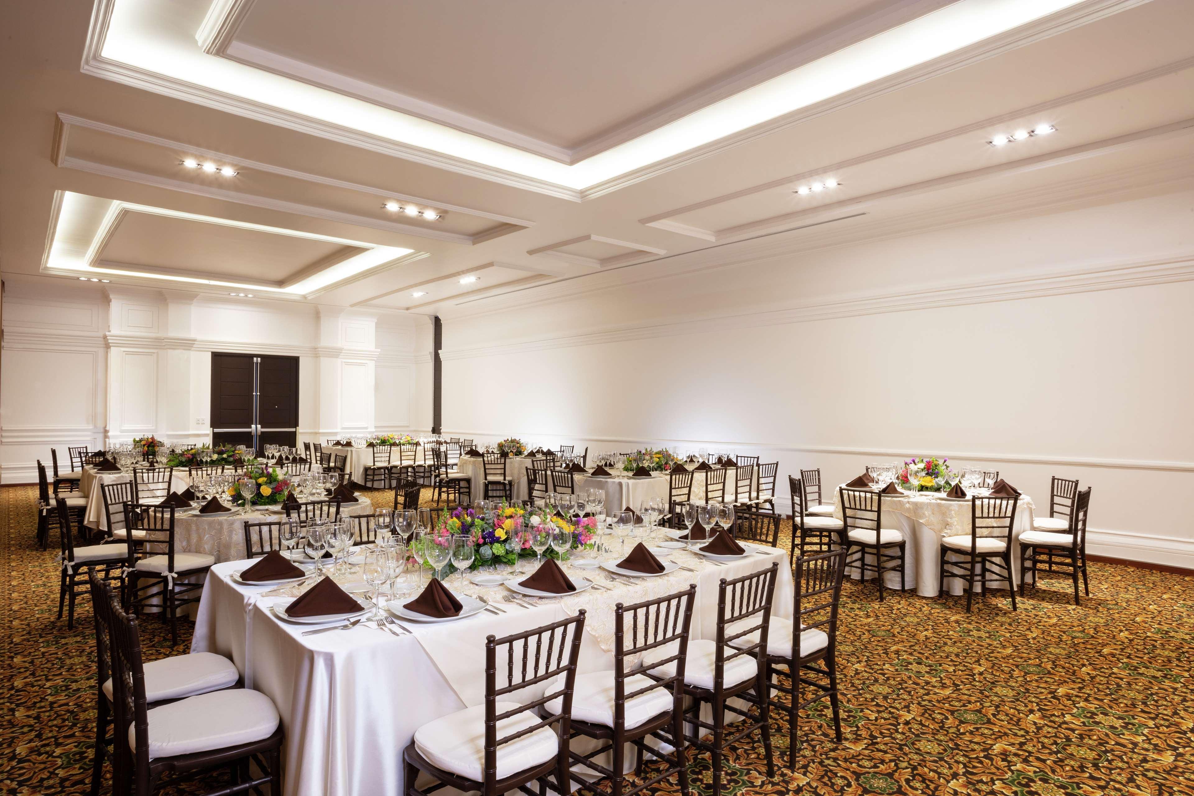 Doubletree By Hilton Toluca Hotel Luaran gambar