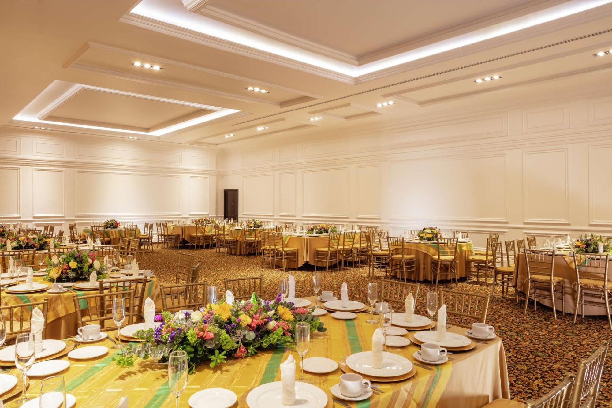Doubletree By Hilton Toluca Hotel Luaran gambar